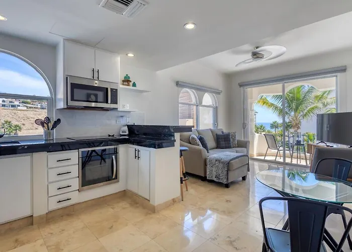 Apartamento Beachfront Escape *