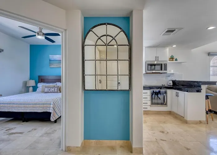 Beachfront Escape Apartamento *
